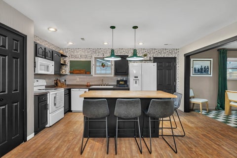 Tiny photo for 172 S Cash Street, Seneca, IL 61360 (MLS # 12685207)