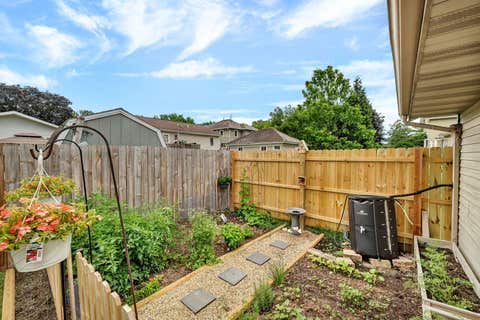 Tiny photo for 172 S Cash Street, Seneca, IL 61360 (MLS # 12685207)