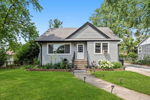 Photo of 3820 W 117th Street, Alsip, IL 60803 (MLS # 12493208)