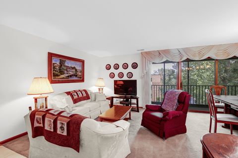 Tiny photo for 4930 134th Court #312, Crestwood, IL 60418 (MLS # 12435531)