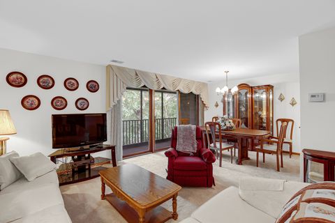 Tiny photo for 4930 134th Court #312, Crestwood, IL 60418 (MLS # 12435531)