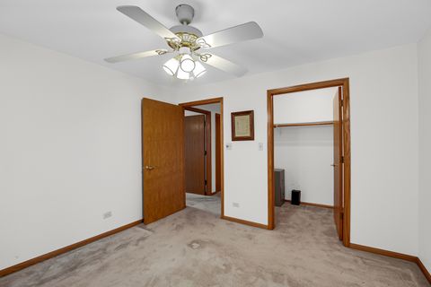 Tiny photo for 4930 134th Court #312, Crestwood, IL 60418 (MLS # 12435531)