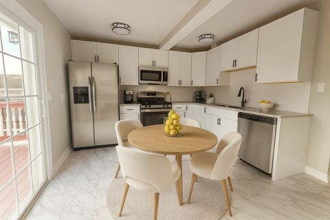 Tiny photo for 5657 N Parkside Avenue, Chicago, IL 60646 (MLS # 12470139)