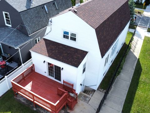Tiny photo for 5657 N Parkside Avenue, Chicago, IL 60646 (MLS # 12470139)