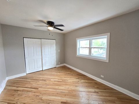 Tiny photo for 5657 N Parkside Avenue, Chicago, IL 60646 (MLS # 12470139)