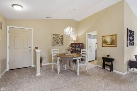 Tiny photo for 329 Everett Avenue #2B, Crystal Lake, IL 60014 (MLS # 12603442)