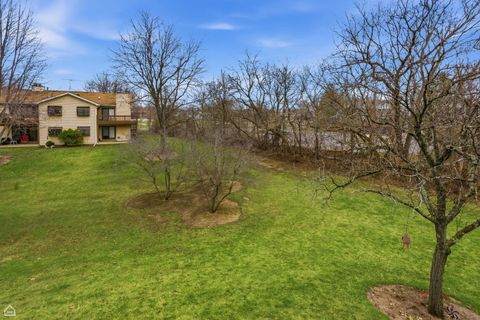 Tiny photo for 329 Everett Avenue #2B, Crystal Lake, IL 60014 (MLS # 12603442)