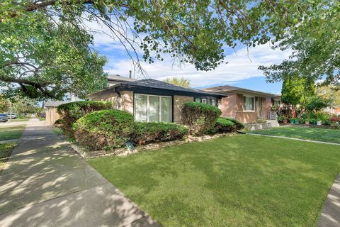 Tiny photo for 2800 E 130th Street, Chicago, IL 60633 (MLS # 12486310)