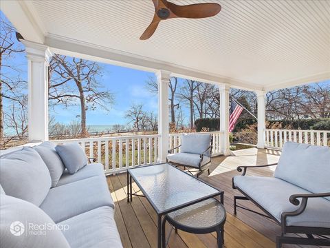 Tiny photo for 552 Sunrise Avenue, Lake Bluff, IL 60044 (MLS # 12600051)