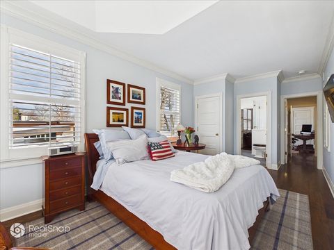 Tiny photo for 552 Sunrise Avenue, Lake Bluff, IL 60044 (MLS # 12600051)