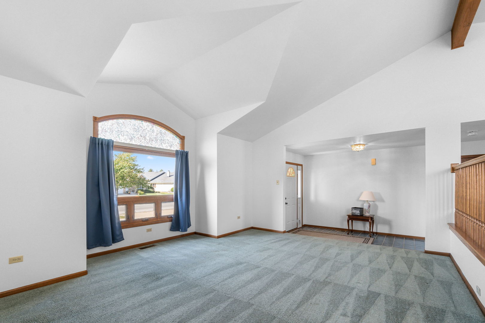 8425 Brookside Glen Drive