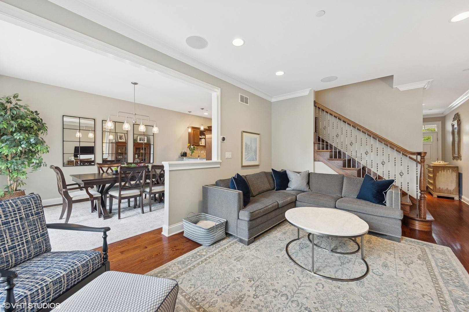 716 KINGSBROOK GLEN