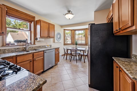 Tiny photo for 5810 N East Circle Avenue, Chicago, IL 60631 (MLS # 12696724)