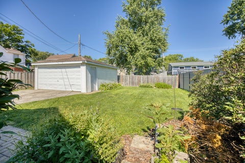 Tiny photo for 5810 N East Circle Avenue, Chicago, IL 60631 (MLS # 12696724)
