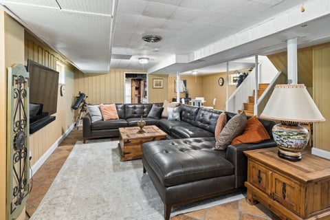 Tiny photo for 5810 N East Circle Avenue, Chicago, IL 60631 (MLS # 12696724)