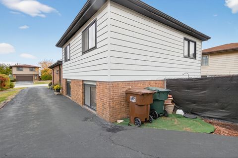 Tiny photo for 18038 Juneway Court, Country Club Hills, IL 60478 (MLS # 12510809)