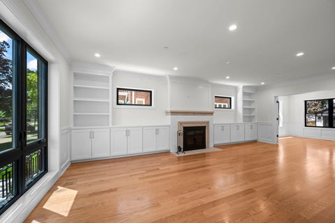 Tiny photo for 1700 Courtland Avenue, Park Ridge, IL 60068 (MLS # 12693885)