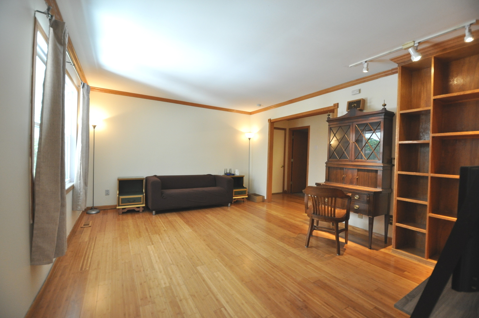 38830 N Drexel Boulevard