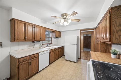 Tiny photo for S645 Forest Street, Winfield, IL 60190 (MLS # 12590811)