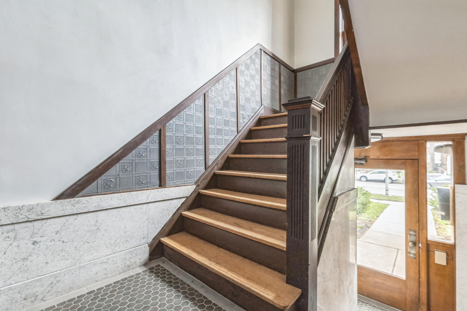 120 N Austin Boulevard S-3