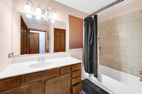 Tiny photo for 3423 Grandmore Avenue, Gurnee, IL 60031 (MLS # 12735560)