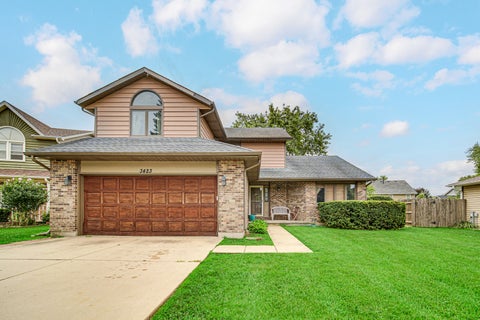 Photo of 3423 Grandmore Avenue, Gurnee, IL 60031 (MLS # 12735560)