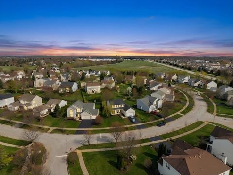 Tiny photo for 933 Wilkinson Lane, North Aurora, IL 60542 (MLS # 12583833)