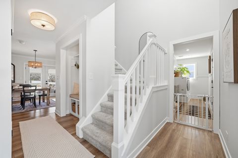 Tiny photo for 933 Wilkinson Lane, North Aurora, IL 60542 (MLS # 12583833)