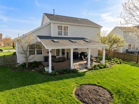 Tiny photo for 933 Wilkinson Lane, North Aurora, IL 60542 (MLS # 12583833)