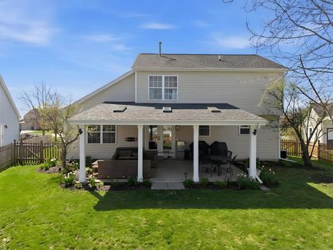 Tiny photo for 933 Wilkinson Lane, North Aurora, IL 60542 (MLS # 12583833)