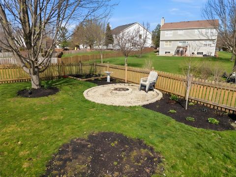 Tiny photo for 933 Wilkinson Lane, North Aurora, IL 60542 (MLS # 12583833)