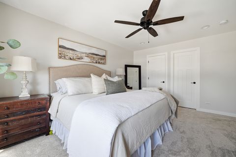 Tiny photo for 933 Wilkinson Lane, North Aurora, IL 60542 (MLS # 12583833)