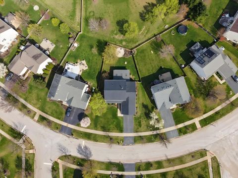 Tiny photo for 933 Wilkinson Lane, North Aurora, IL 60542 (MLS # 12583833)