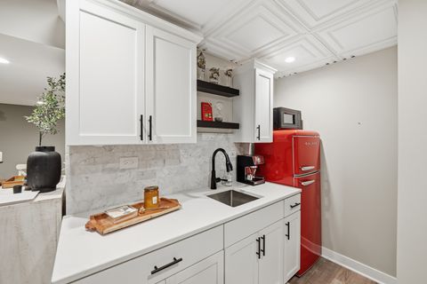 Tiny photo for 933 Wilkinson Lane, North Aurora, IL 60542 (MLS # 12583833)