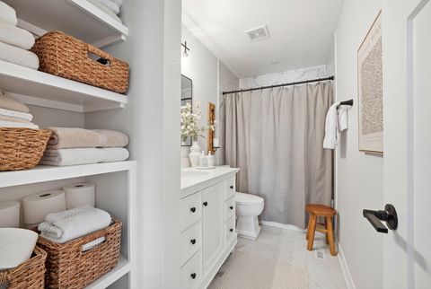 Tiny photo for 933 Wilkinson Lane, North Aurora, IL 60542 (MLS # 12583833)