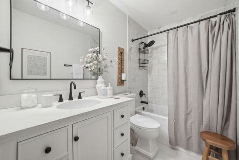 Tiny photo for 933 Wilkinson Lane, North Aurora, IL 60542 (MLS # 12583833)