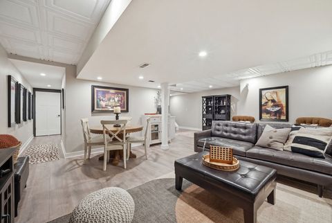 Tiny photo for 933 Wilkinson Lane, North Aurora, IL 60542 (MLS # 12583833)