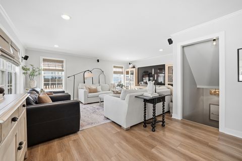 Tiny photo for 933 Wilkinson Lane, North Aurora, IL 60542 (MLS # 12583833)