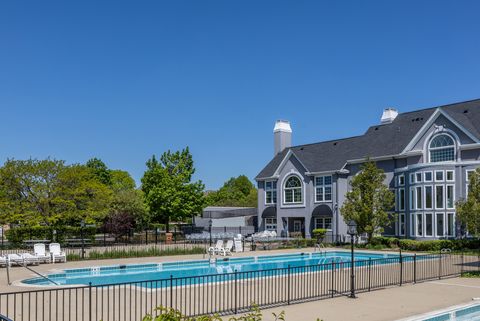 Tiny photo for 313 Collin Circle, Bloomingdale, IL 60108 (MLS # 12481749)