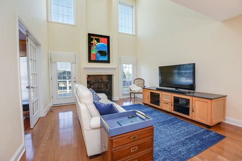 Tiny photo for 313 Collin Circle, Bloomingdale, IL 60108 (MLS # 12481749)
