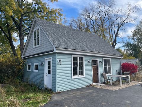 Tiny photo for 1009 61st Street #2, La Grange Highlands, IL 60525 (MLS # 12543216)