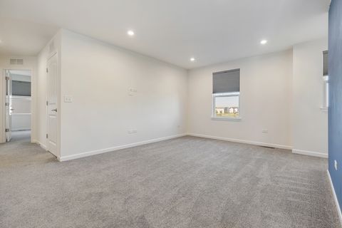Tiny photo for 484 Golden Star Drive, Bolingbrook, IL 60490 (MLS # 12464139)