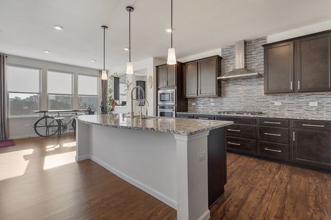 Tiny photo for 484 Golden Star Drive, Bolingbrook, IL 60490 (MLS # 12464139)