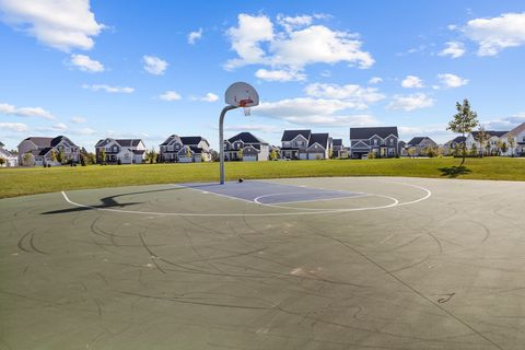 Tiny photo for 484 Golden Star Drive, Bolingbrook, IL 60490 (MLS # 12464139)