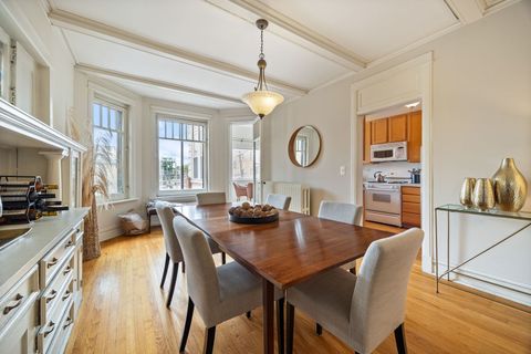 Tiny photo for 711 Washington Boulevard #2E, Oak Park, IL 60302 (MLS # 12715548)
