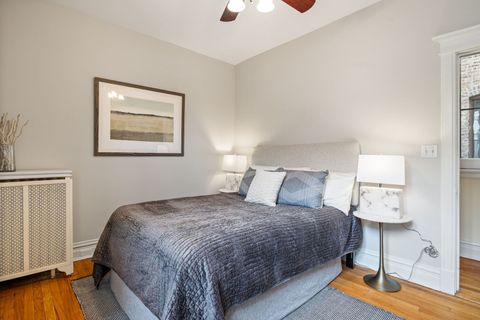 Tiny photo for 711 Washington Boulevard #2E, Oak Park, IL 60302 (MLS # 12715548)