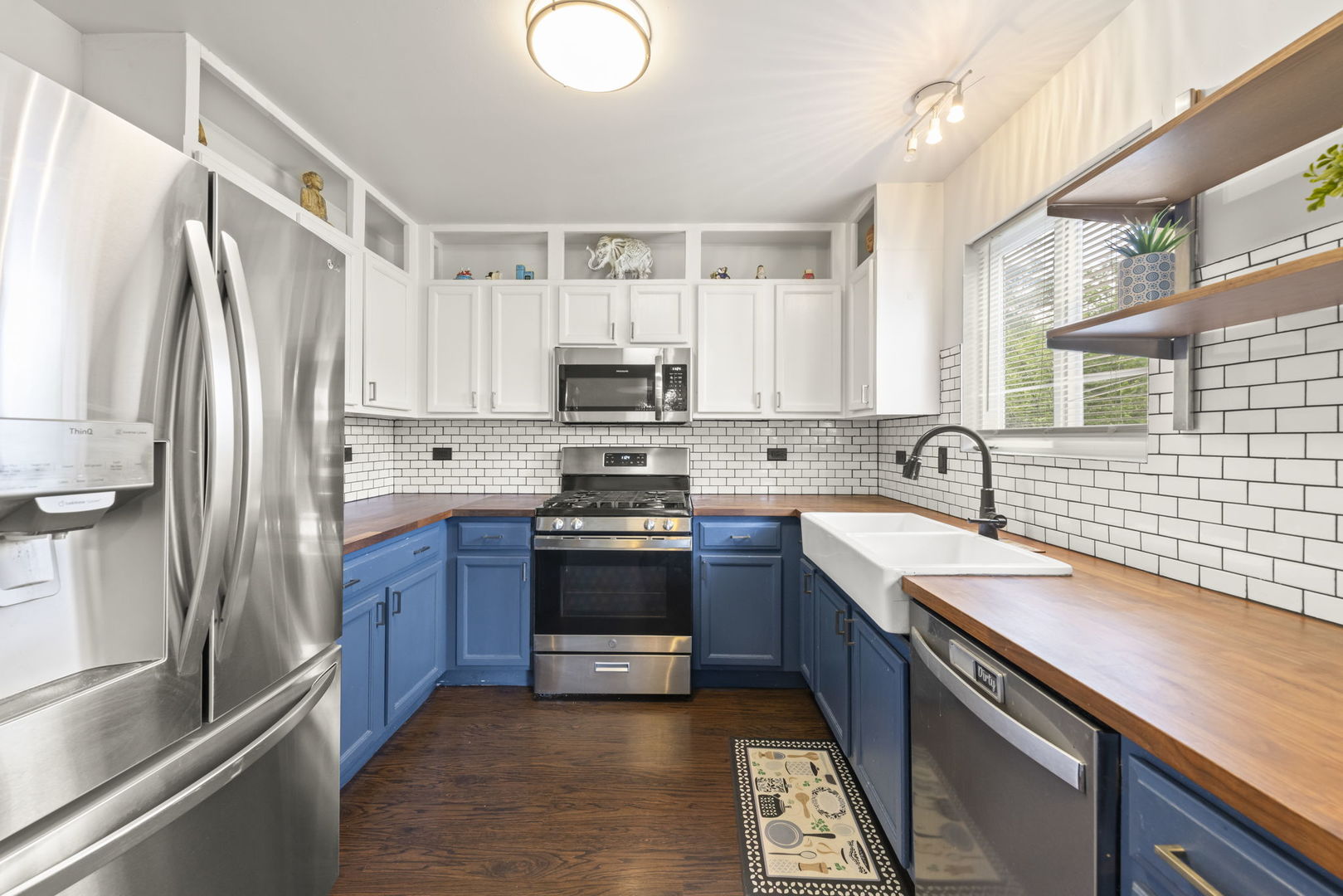 380 Gainsborough Drive