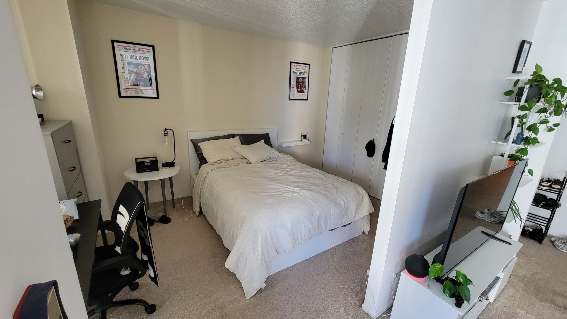 10 E Ontario Street 2210