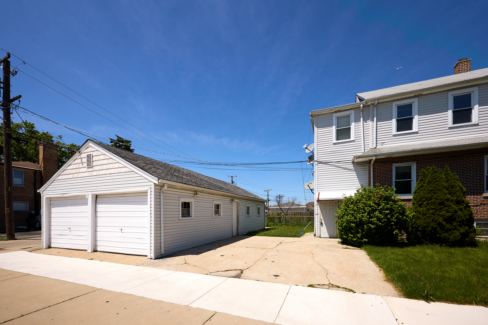 Properties 4 1402 N 15th Avenue
