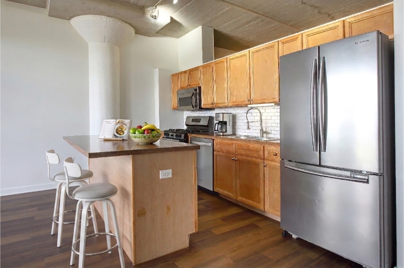 1525 S Sangamon Street 415